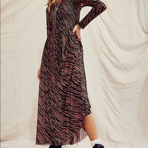 Hello And Goodbye Mesh Midi Dress
